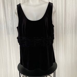 Addition Elle black stretchy velvet sleeveless top! Rushing at the waist Size 18